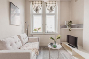 Nordstay - Urban Retreat near Hietaniemi Beach self check-in, Helsinki